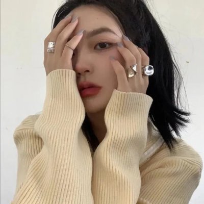 蜜丝炸弹